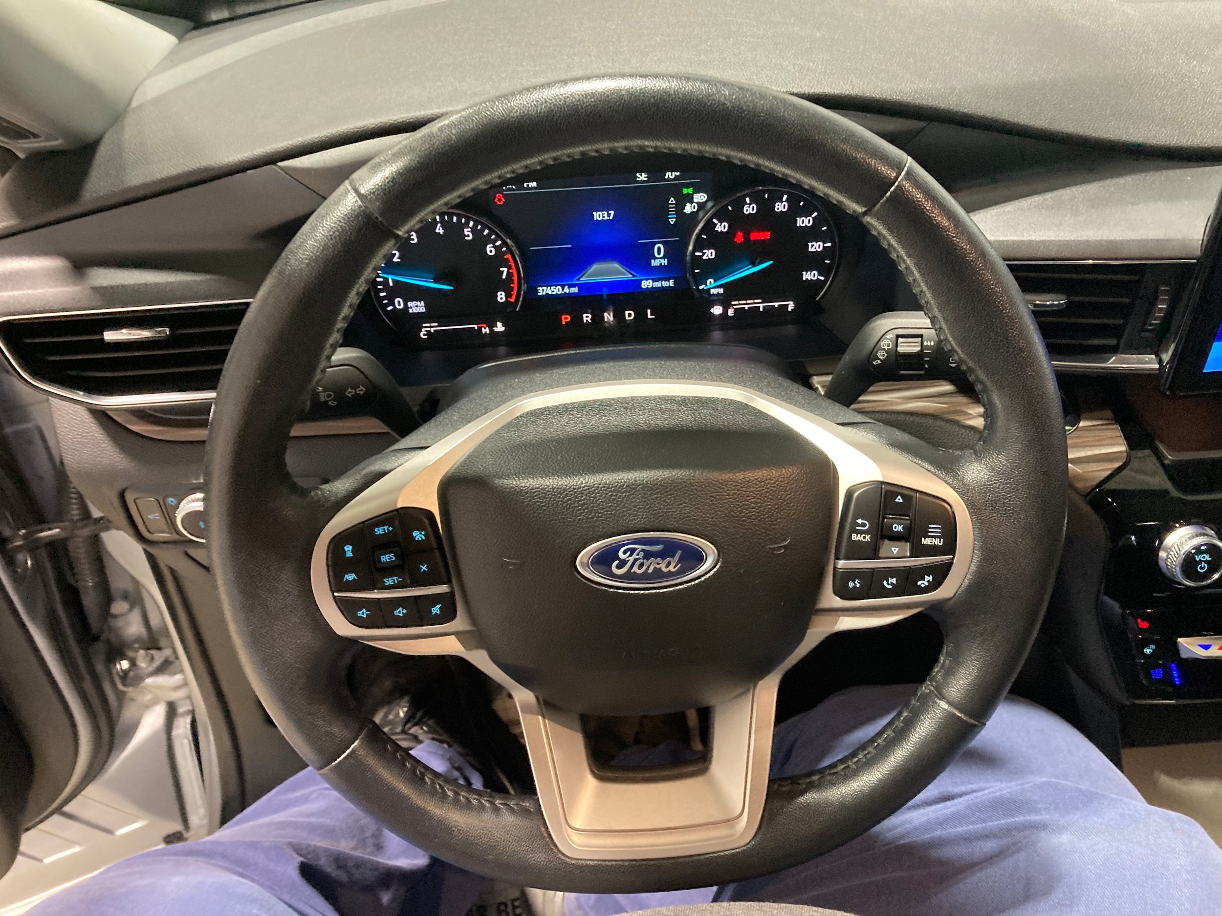 Used 2023 Ford Explorer Limited w/ Equipment Group 301A AWD/4WD image 25