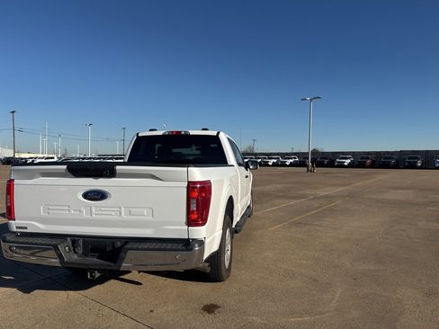 Used 2021 Ford F150 XLT w/ Equipment Group 301A Mid image 12