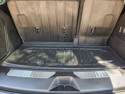 Used 2023 GMC Yukon Denali w/ LPO, Floor Liner Package AWD/4WD image 33