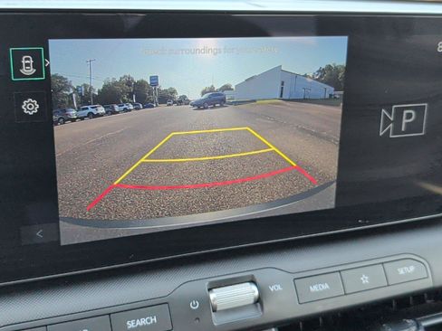 Used 2025 Kia K4 FWD image 17