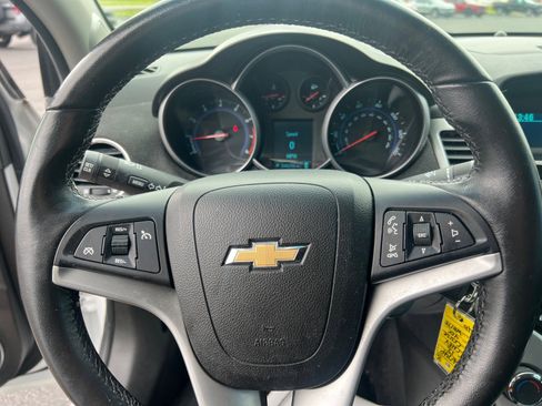 Used 2012 Chevrolet Cruze LT FWD image 11