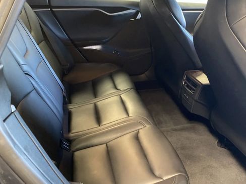 Used 2018 Tesla Model S 75D image 7