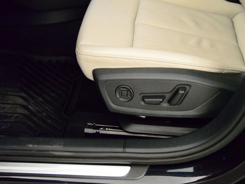 Certified 2025 Audi A3 2.0T Premium w/ Convenience Package image 26