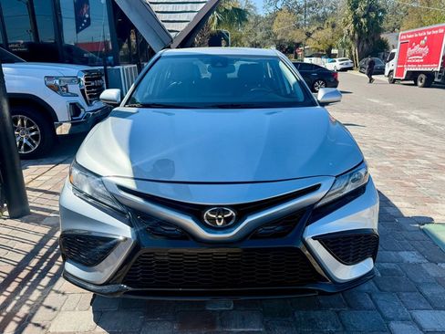 Used 2023 Toyota Camry XSE FWD image 3