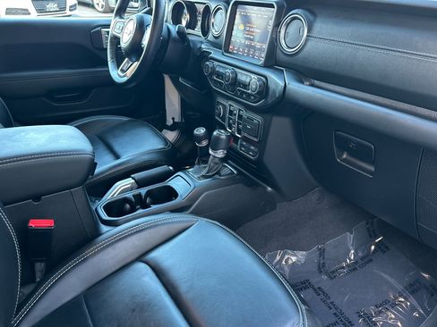 Used 2021 Jeep Wrangler Unlimited Sahara w/ Cold Weather Group image 32