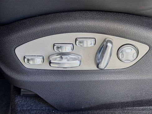 Used 2024 Porsche Macan S AWD/4WD image 24