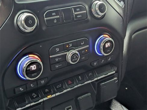 Used 2021 GMC Sierra 1500 AT4 image 22