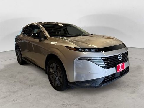 Used 2025 Nissan Murano SL AWD/4WD image 8