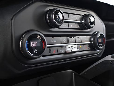 Used 2023 Ford Bronco Outer Banks AWD/4WD image 22