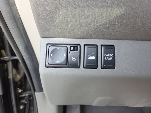 Used 2019 Nissan Frontier SL AWD/4WD image 21