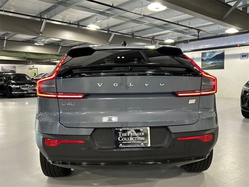 Certified 2023 Volvo C40 P8 Recharge Ultimate image 3