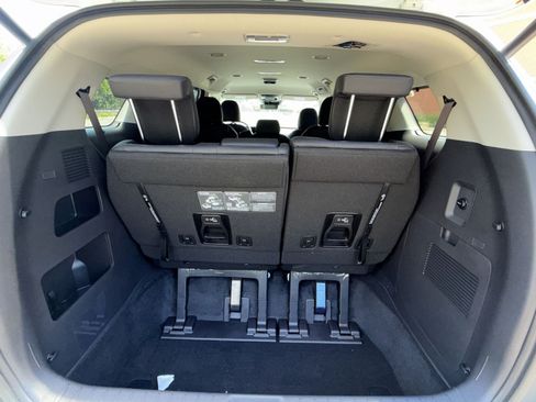 New 2026 Kia Carnival EX FWD image 31