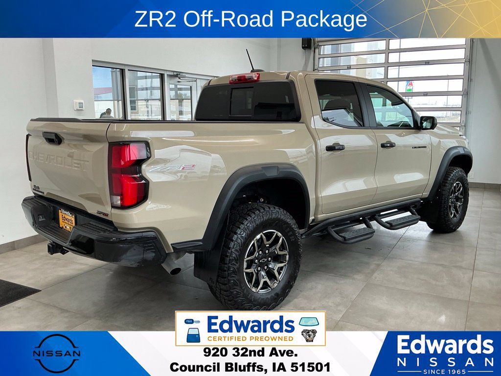 Used 2023 Chevrolet Colorado ZR2 w/ ZR2 Convenience Package III AWD/4WD image 9