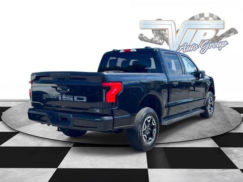 Used 2023 Ford F150 Lightning XLT AWD/4WD image 6