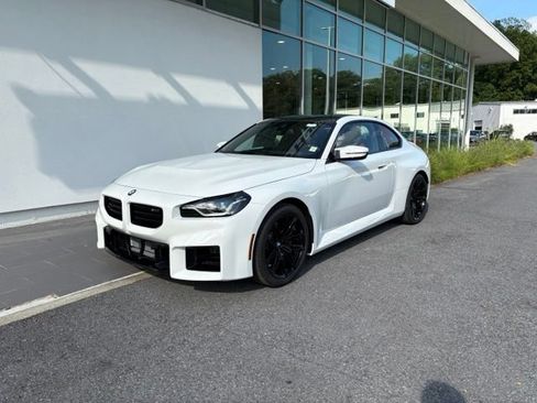 New 2026 BMW M2 w/ Lighting Package RWD image 3