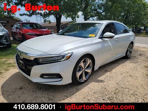 Used 2018 Honda Accord Touring image 3