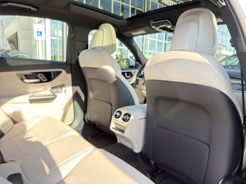 New 2026 Mercedes-Benz C 300 4MATIC Sedan image 17
