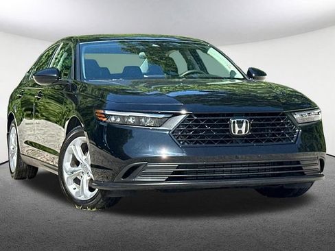 Used 2025 Honda Accord LX image 2