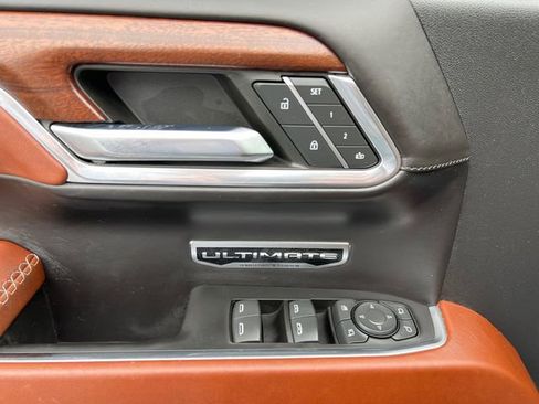 Used 2023 GMC Sierra 1500 Denali Ultimate image 17