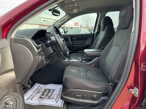 Used 2016 GMC Acadia SLE image 15