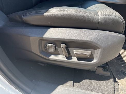 Used 2022 Toyota Tundra SR5 w/ Advanced Technology Package image 29