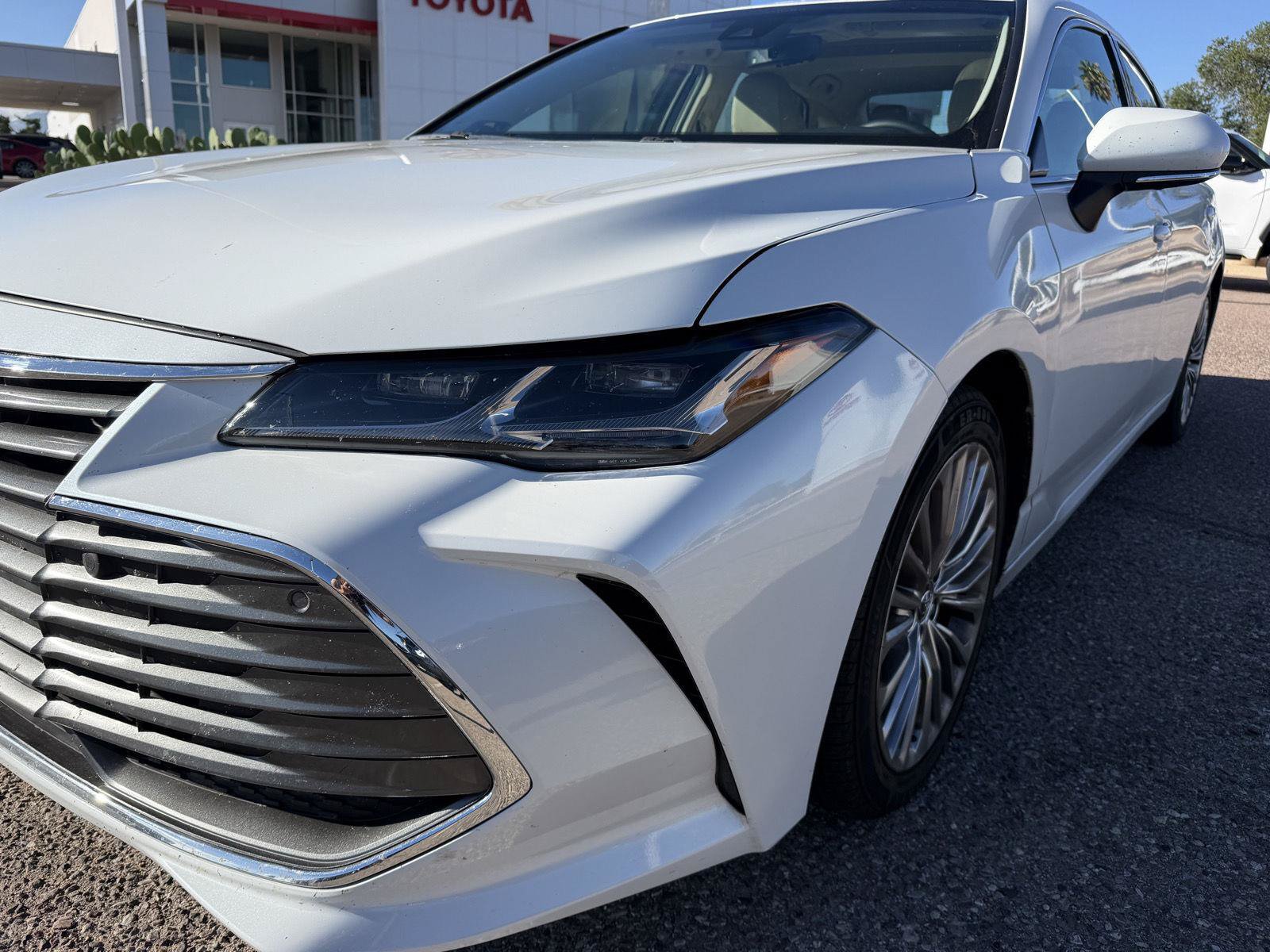Used 2020 Toyota Avalon Limited w/ Advanced Safety Package FWD image 10