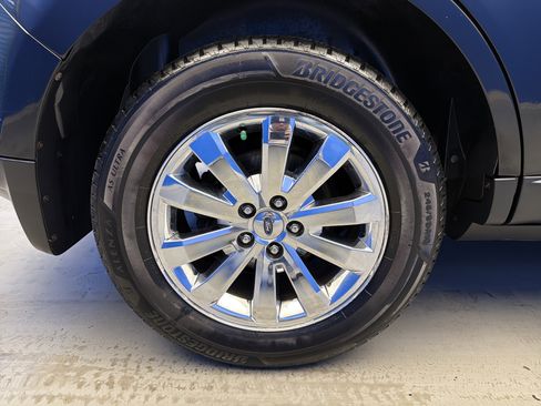Used 2010 Ford Edge SEL image 9