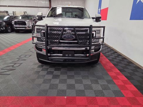 Used 2020 Ford F250 Lariat w/ Lariat Ultimate Package AWD/4WD image 16