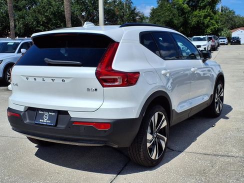 New 2026 Volvo XC40 B5 Plus w/ Protection Package Premier image 7