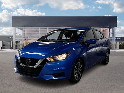 Used 2021 Nissan Versa SV image 1