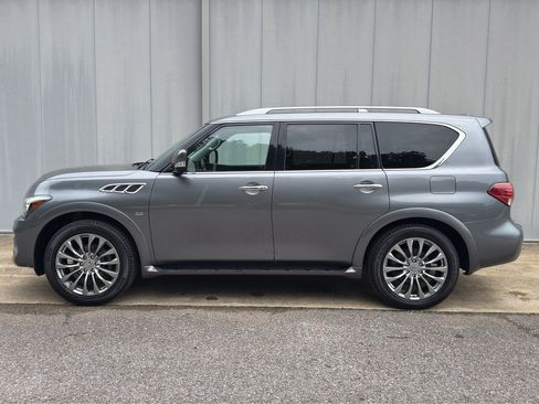 Used 2017 INFINITI QX80 4WD w/ Driver Assistance Package image 6