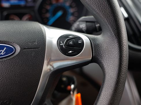 Used 2016 Ford Escape SE image 25