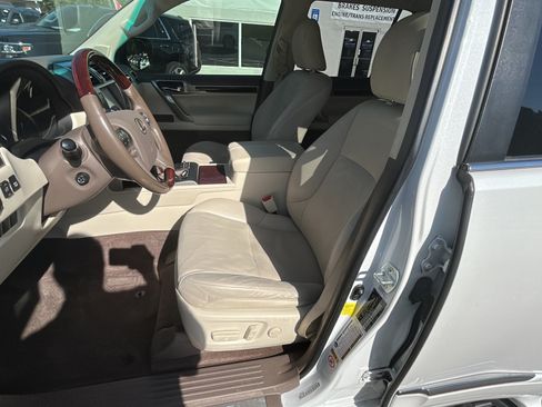Used 2015 Lexus GX 460 w/ Premium Package AWD/4WD image 22