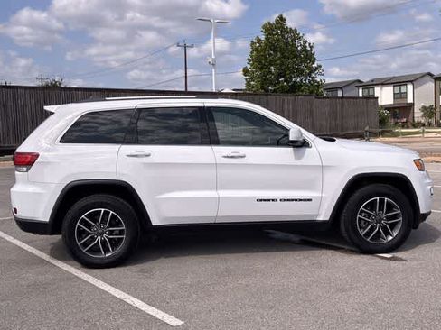 Used 2020 Jeep Grand Cherokee Laredo w/ Laredo X Package RWD image 7