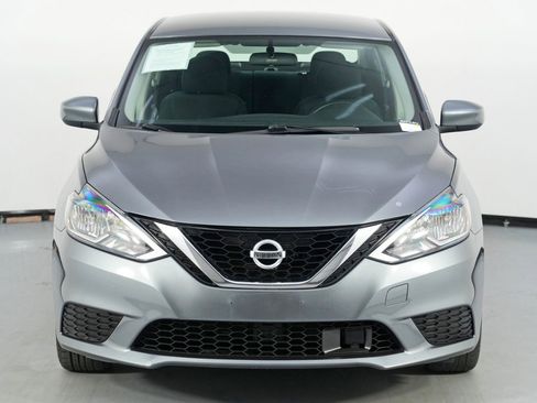 Used 2019 Nissan Sentra S image 38