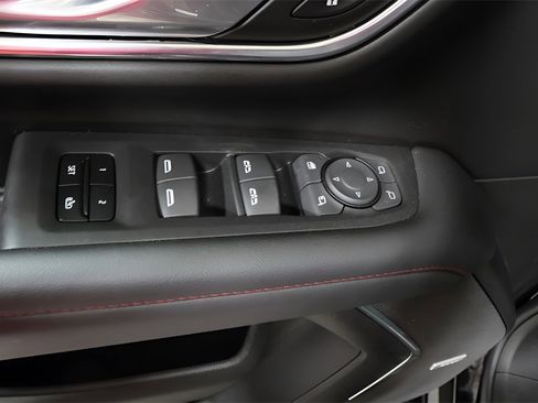 Used 2022 Chevrolet Tahoe RST w/ Luxury Package image 23