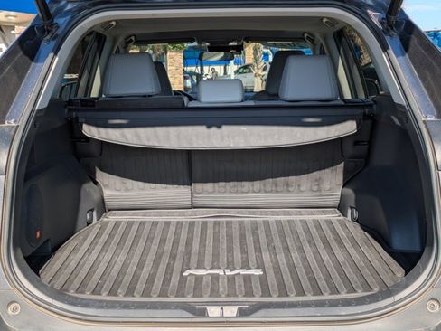 Used 2021 Toyota RAV4 XLE Premium image 13