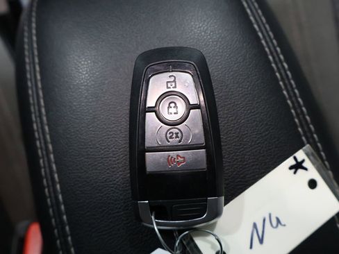 Used 2022 Ford Escape SE w/ Cold Weather Package image 26