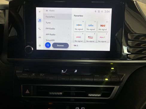 Certified 2025 Toyota Camry LE image 11