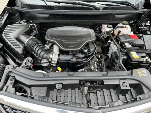 Certified 2025 Cadillac XT5 Premium Luxury AWD/4WD image 24