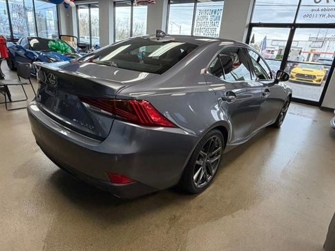 Used 2020 Lexus IS 350 F Sport image 10