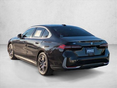 Certified 2024 BMW i5 eDrive40i w/ M Sport Package image 8