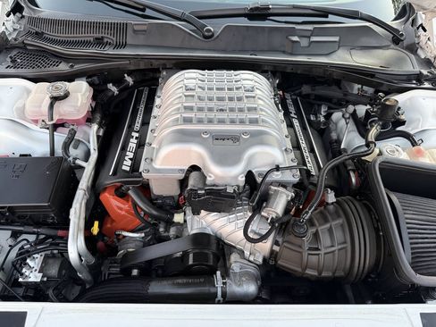 Used 2019 Dodge Challenger SRT Hellcat w/ Laguna Leather Package RWD image 45