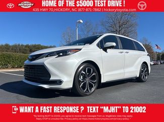 Used 2025 Toyota Sienna Platinum video 1