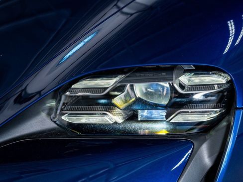 Used 2021 Porsche Taycan 4S image 14