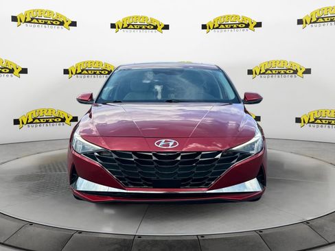 Used 2021 Hyundai Elantra Limited image 8