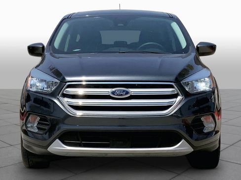 Used 2019 Ford Escape SE FWD image 4
