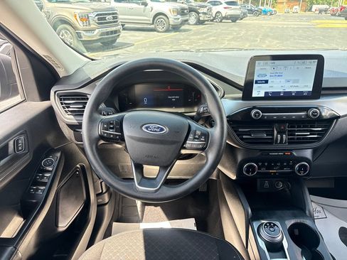 Used 2025 Ford Escape Active FWD image 17