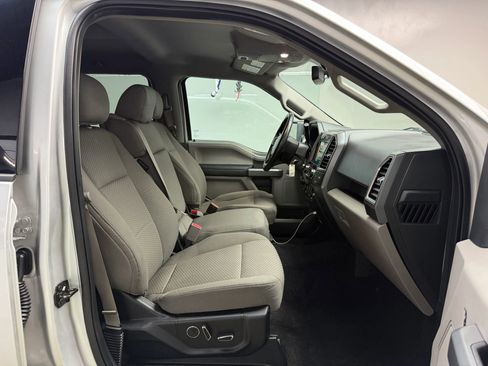 Used 2017 Ford F150 XLT w/ Equipment Group 302A Luxury image 26