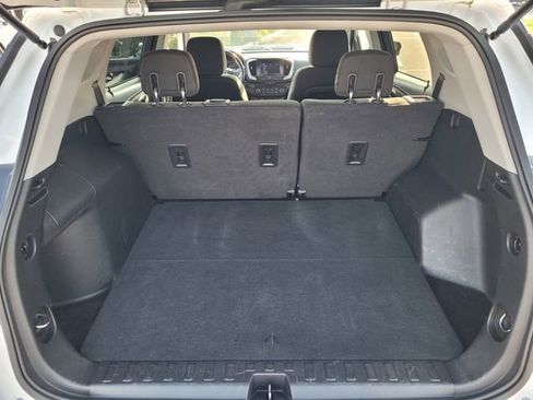 Used 2018 GMC Terrain SLE image 27